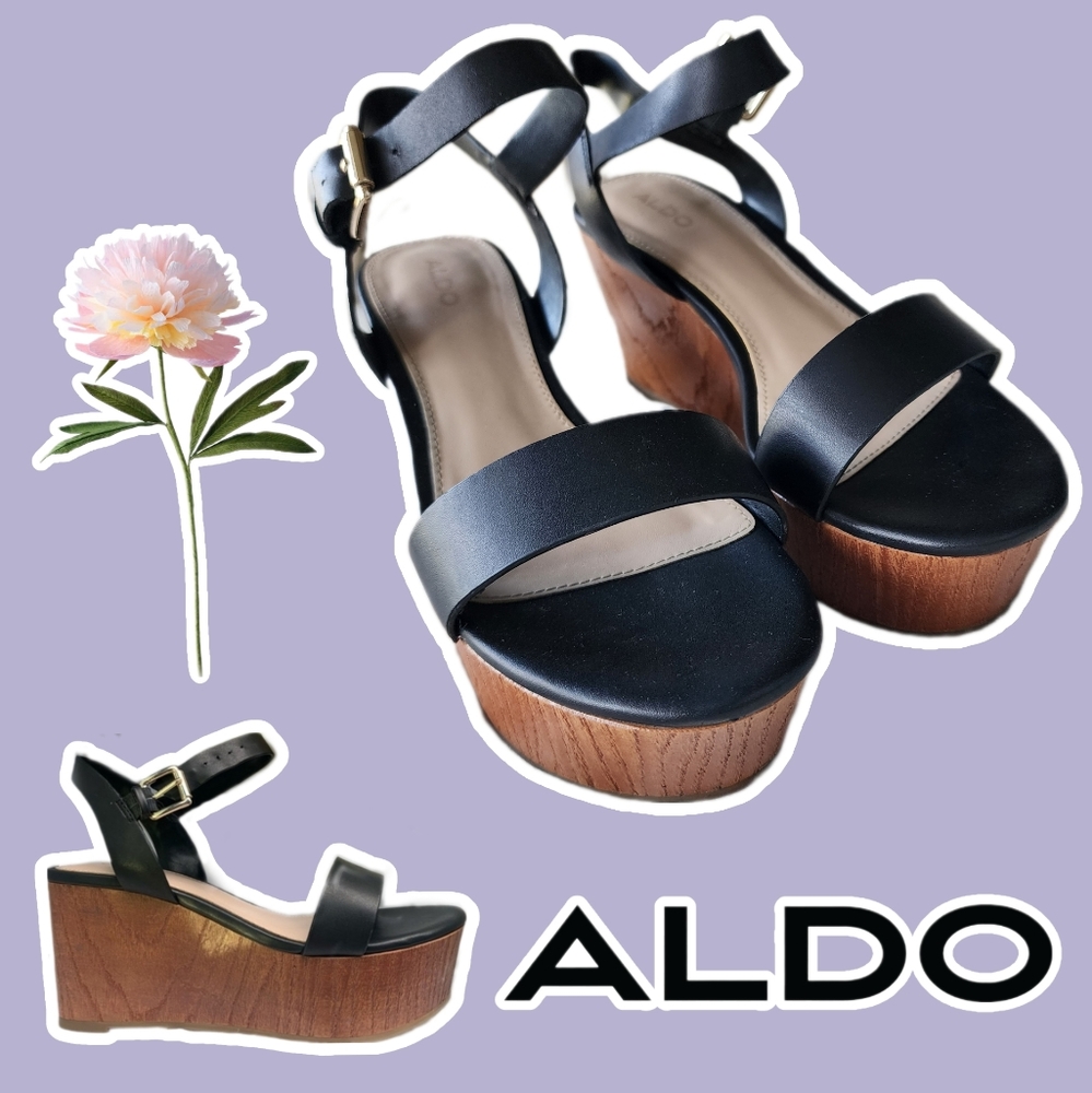 EUC ✅️ Wedge Sandal